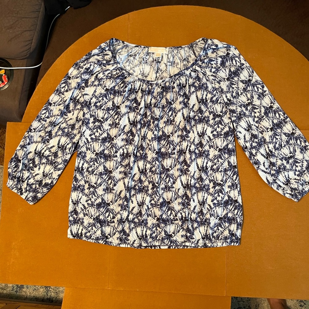 Women’s MICHAEL by Micheal Kors top XL excellent condition like new.